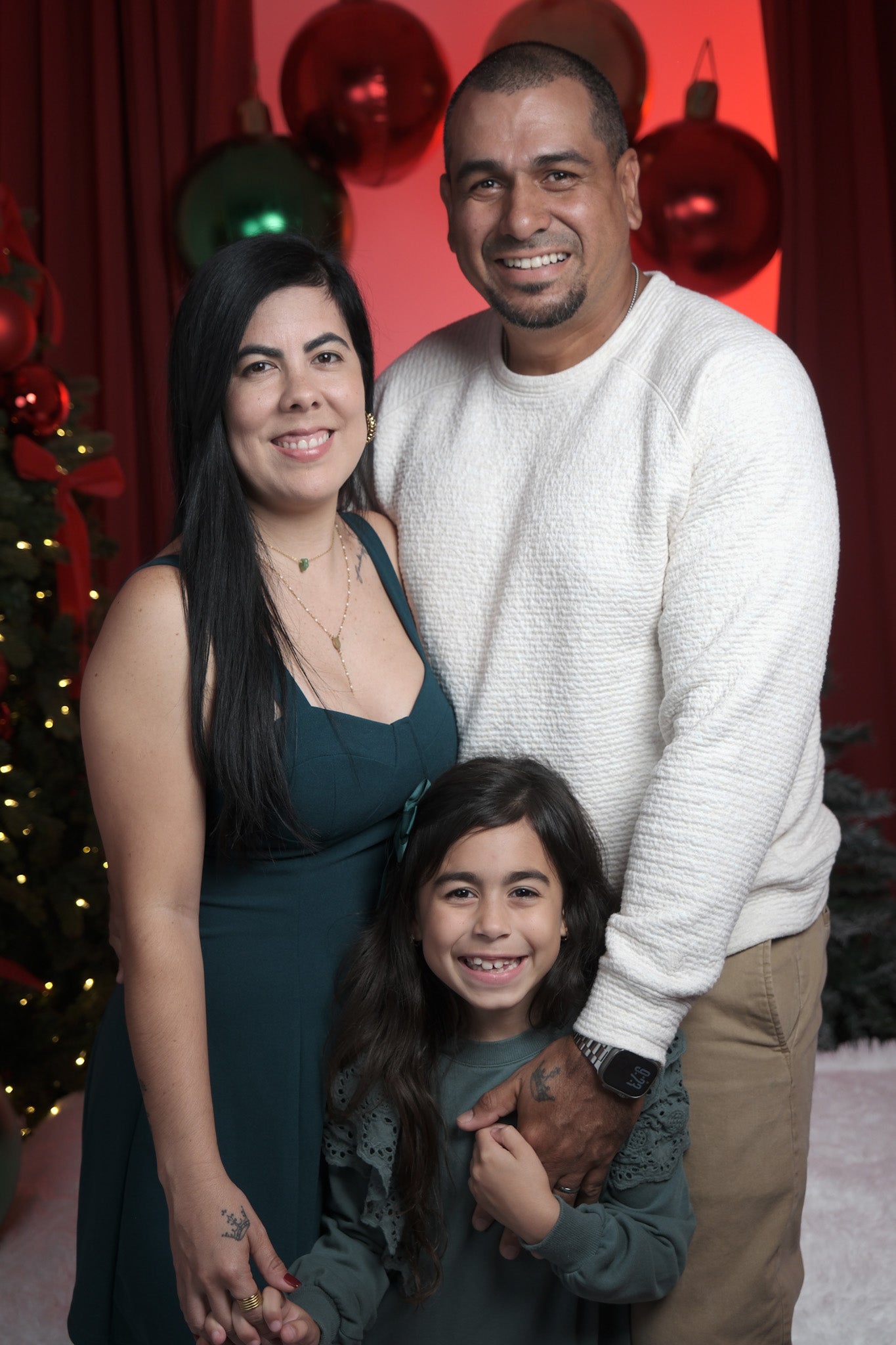 🎄 Holiday Story – Premium Christmas & New Year Studio Session